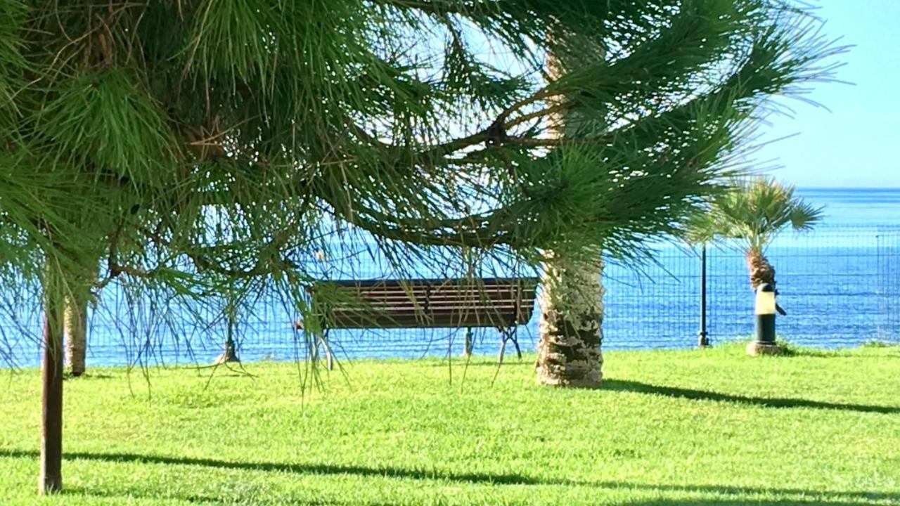 Mi Capricho Beachfront- 3-7 Apartment With Sea Views Sitio de Calahonda Exterior foto
